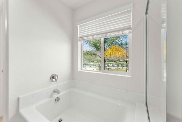 35664 Asturian Way, Fallbrook, CA 92028