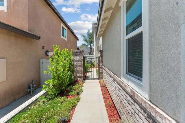 35664 Asturian Way, Fallbrook, CA 92028