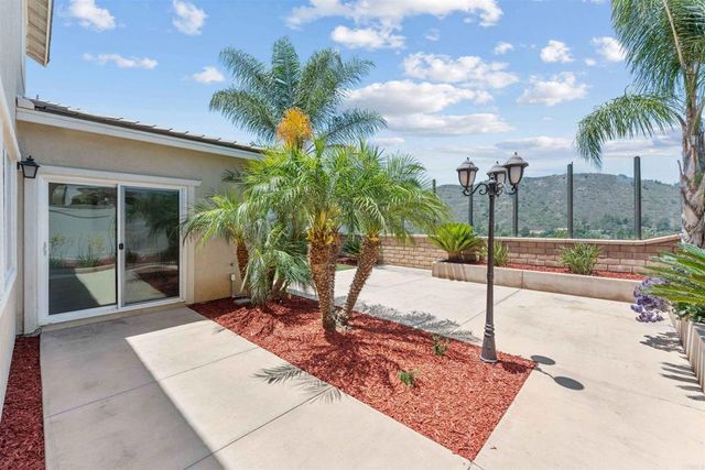 35664 Asturian Way, Fallbrook, CA 92028