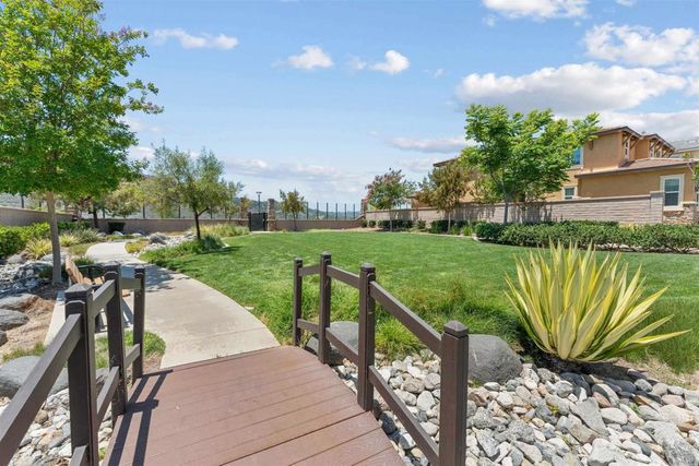35664 Asturian Way, Fallbrook, CA 92028