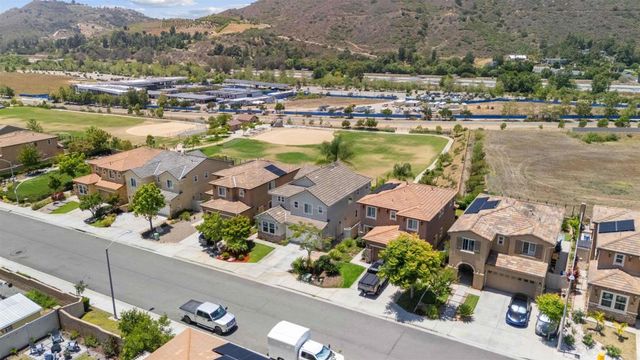 35664 Asturian Way, Fallbrook, CA 92028