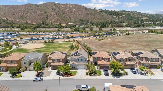 35664 Asturian Way, Fallbrook, CA 92028
