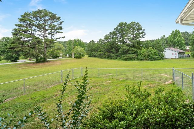 3372 Dobson Drive, Rocky Face, GA 30740