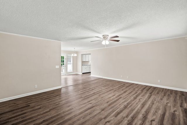 3372 Dobson Drive, Rocky Face, GA 30740