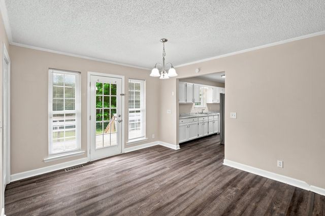 3372 Dobson Drive, Rocky Face, GA 30740