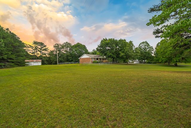 3372 Dobson Drive, Rocky Face, GA 30740