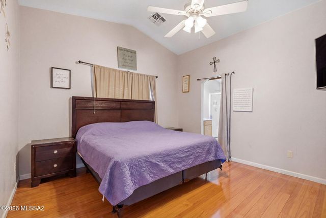 7816 S Baja Stone Avenue, Tucson, AZ 85756