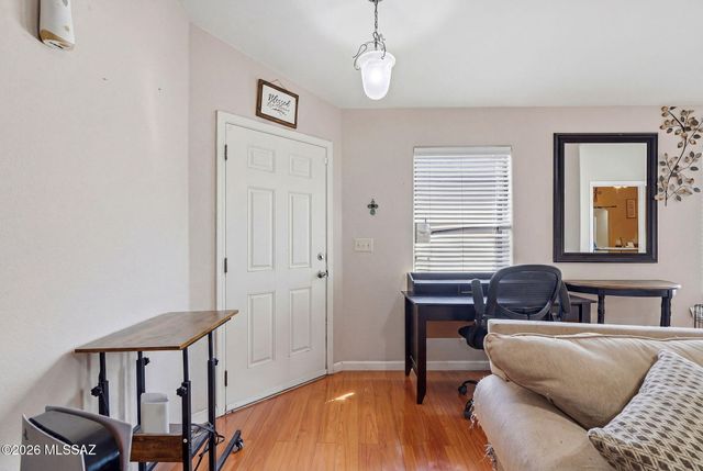 7816 S Baja Stone Avenue, Tucson, AZ 85756