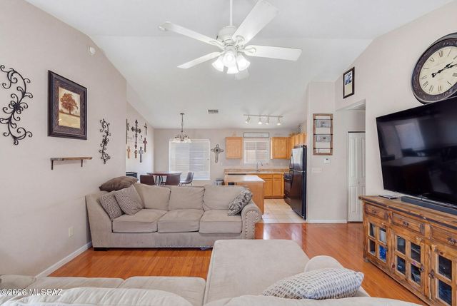 7816 S Baja Stone Avenue, Tucson, AZ 85756