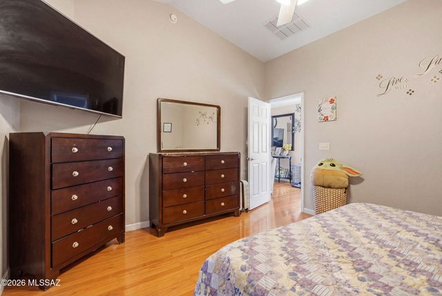 7816 S Baja Stone Avenue, Tucson, AZ 85756