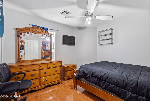 7816 S Baja Stone Avenue, Tucson, AZ 85756