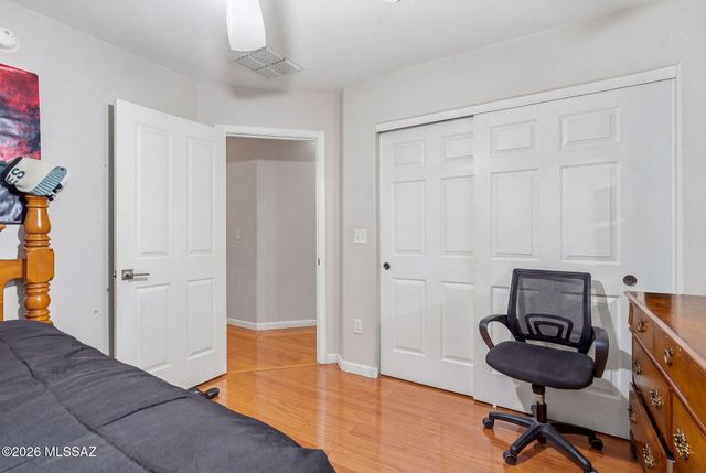 7816 S Baja Stone Avenue, Tucson, AZ 85756