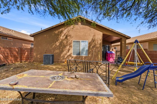 7816 S Baja Stone Avenue, Tucson, AZ 85756