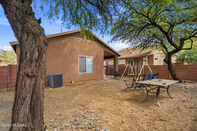 7816 S Baja Stone Avenue, Tucson, AZ 85756