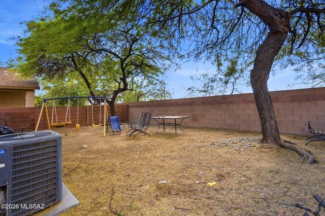 7816 S Baja Stone Avenue, Tucson, AZ 85756