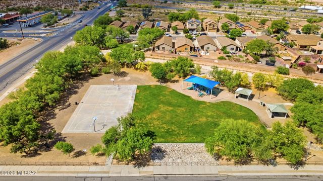 7816 S Baja Stone Avenue, Tucson, AZ 85756