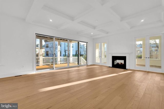 2021 NORDLIE PL, Falls Church, VA 22043