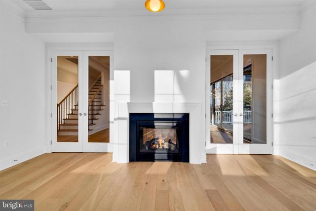 2021 NORDLIE PL, Falls Church, VA 22043