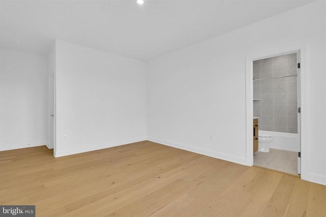 2021 NORDLIE PL, Falls Church, VA 22043