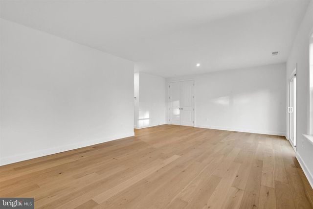 2021 NORDLIE PL, Falls Church, VA 22043