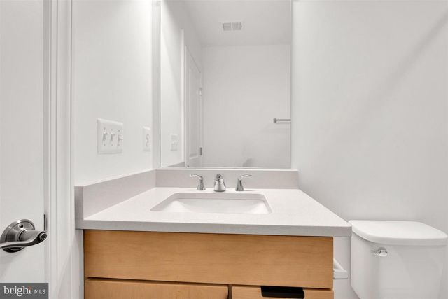 2021 NORDLIE PL, Falls Church, VA 22043