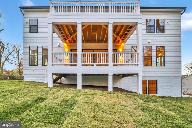 2021 NORDLIE PL, Falls Church, VA 22043