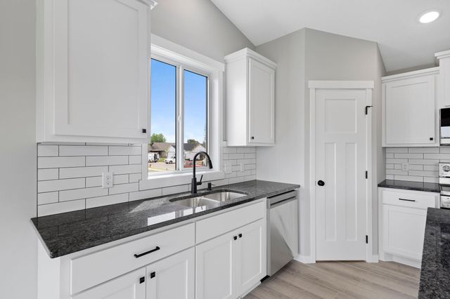 706 Margaret Lane NE, Isanti, MN 55040