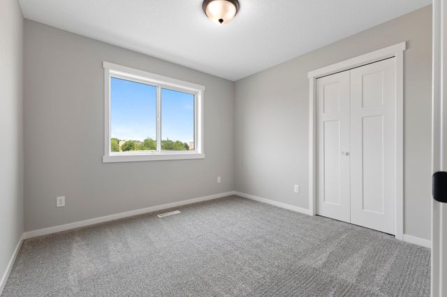 706 Margaret Lane NE, Isanti, MN 55040