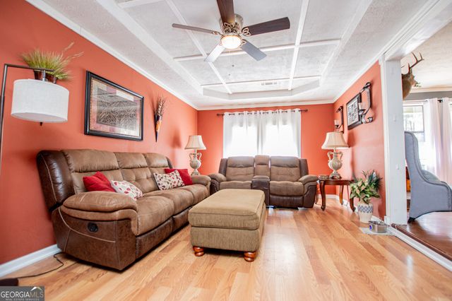 162 Parkway Circle, Villa Rica, GA 30180