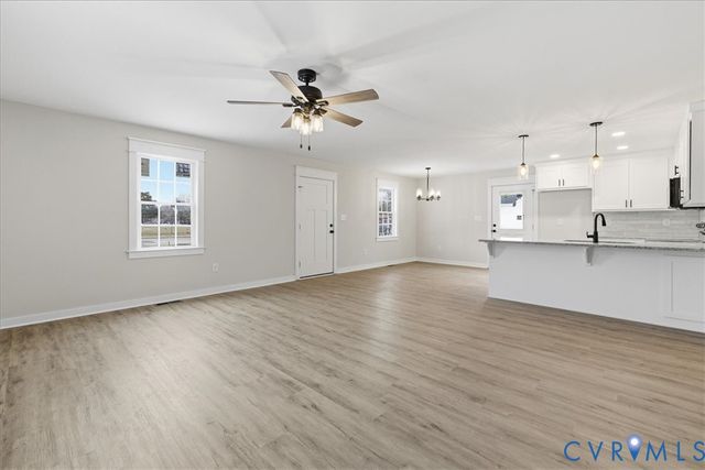 322 Maryland Ave, Hopewell, VA 23860