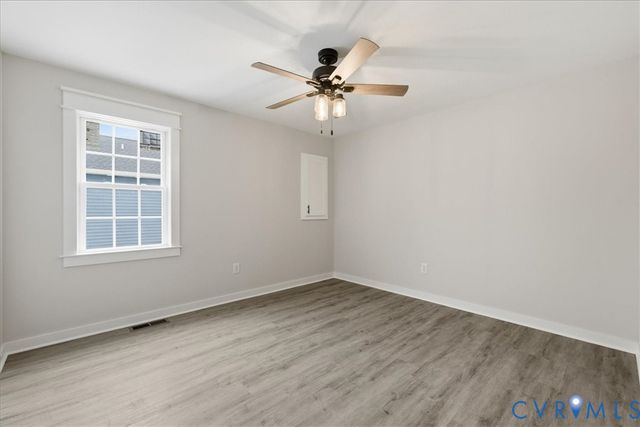 322 Maryland Ave, Hopewell, VA 23860