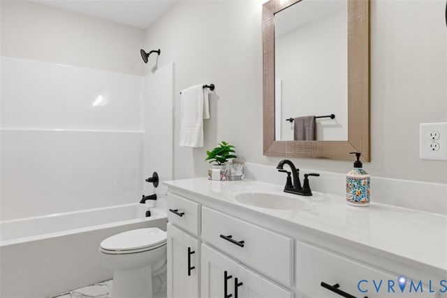 322 Maryland Ave, Hopewell, VA 23860