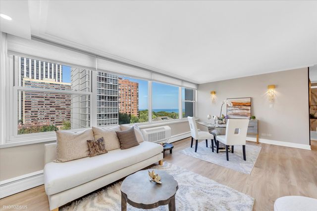 336 W Wellington Avenue 1002, Chicago, IL 60657