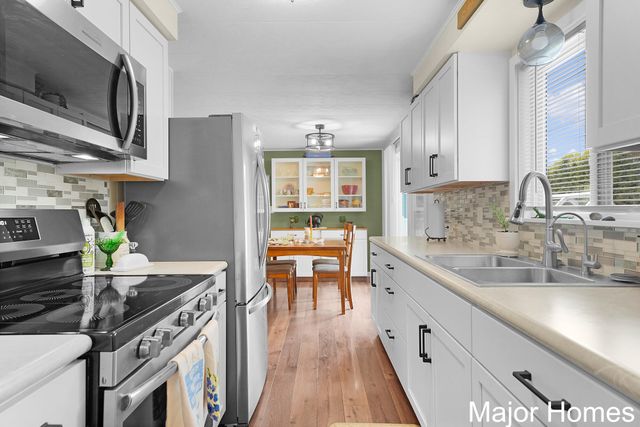 1015 Vogel Street, Ludington, MI 49431