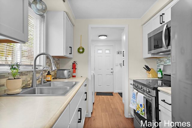 1015 Vogel Street, Ludington, MI 49431