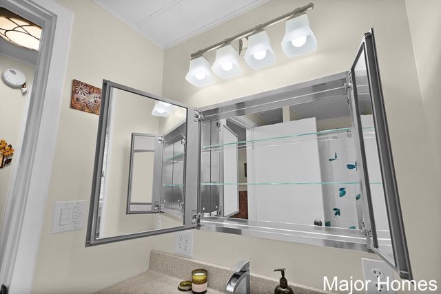 1015 Vogel Street, Ludington, MI 49431