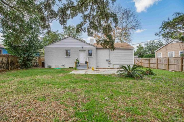 207 Bryant Rd, Pensacola, FL 32507
