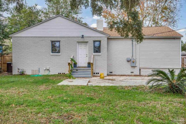 207 Bryant Rd, Pensacola, FL 32507