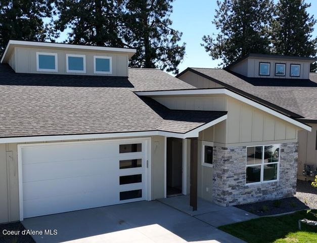 7400 N Breaux DR, Coeur d'Alene, ID 83815 property photo