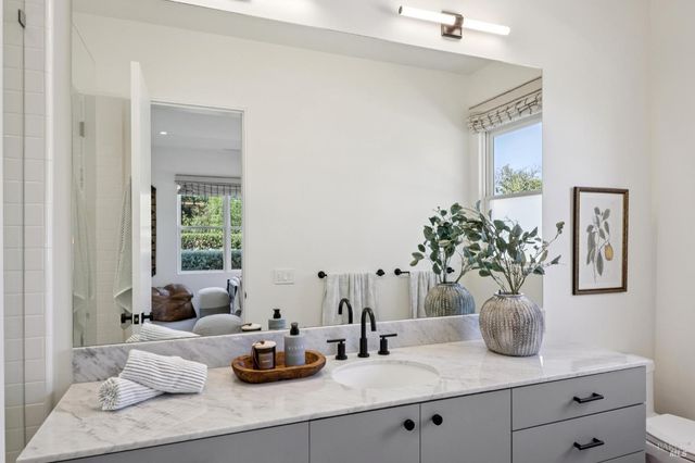 20685 5th St E, Sonoma, CA 95476