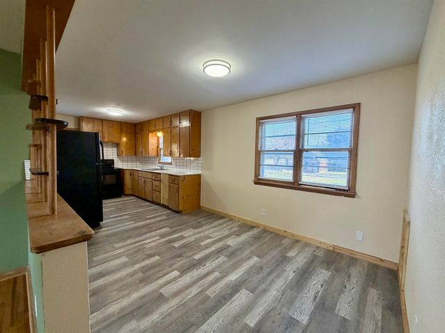 1826 W Webb Ave, El Dorado, KS 67042