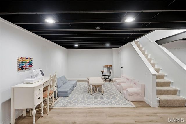2340 Fairoyal Drive, Des Peres, MO 63131