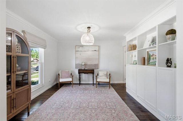 2340 Fairoyal Drive, Des Peres, MO 63131
