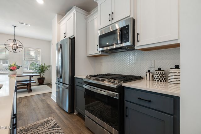 40 Somerleigh Way, Pittsboro, NC 27312