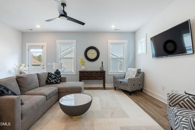 40 Somerleigh Way, Pittsboro, NC 27312