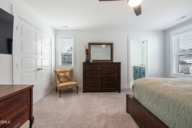 40 Somerleigh Way, Pittsboro, NC 27312