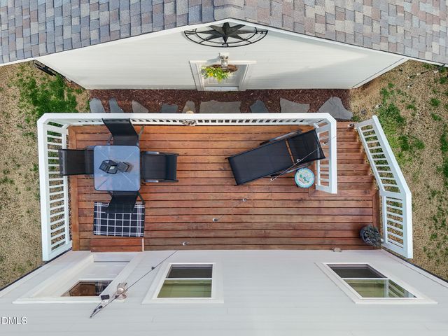 40 Somerleigh Way, Pittsboro, NC 27312