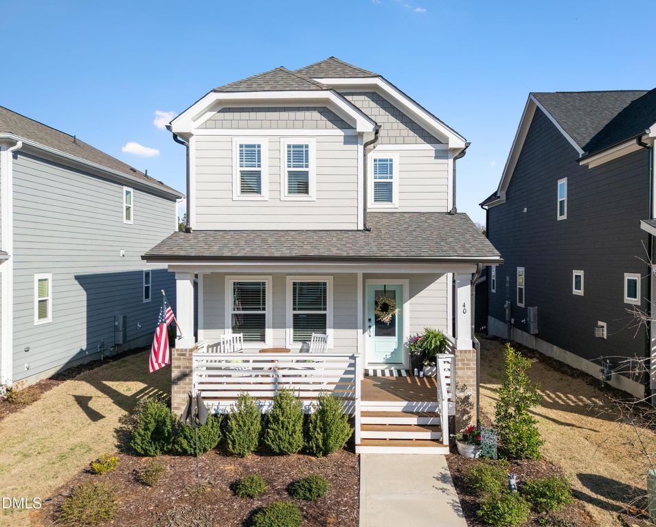 40 Somerleigh Way, Pittsboro, NC 27312