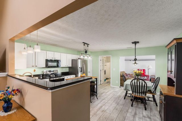 4533 Stranton Park Drive, Grove City, OH 43123