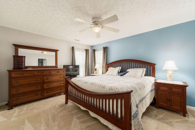 4533 Stranton Park Drive, Grove City, OH 43123